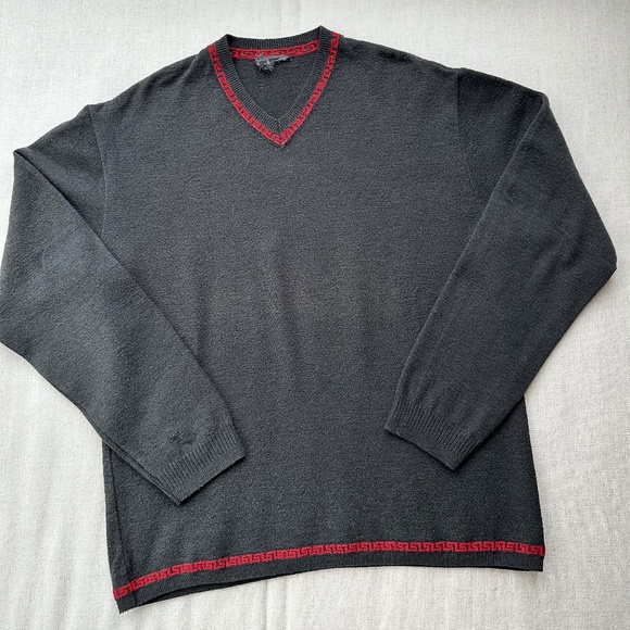Giorgio Armani Sweater - Picture 1 of 7
